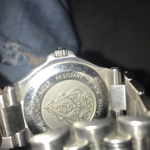 Gucci watch - Picture 5 of 5